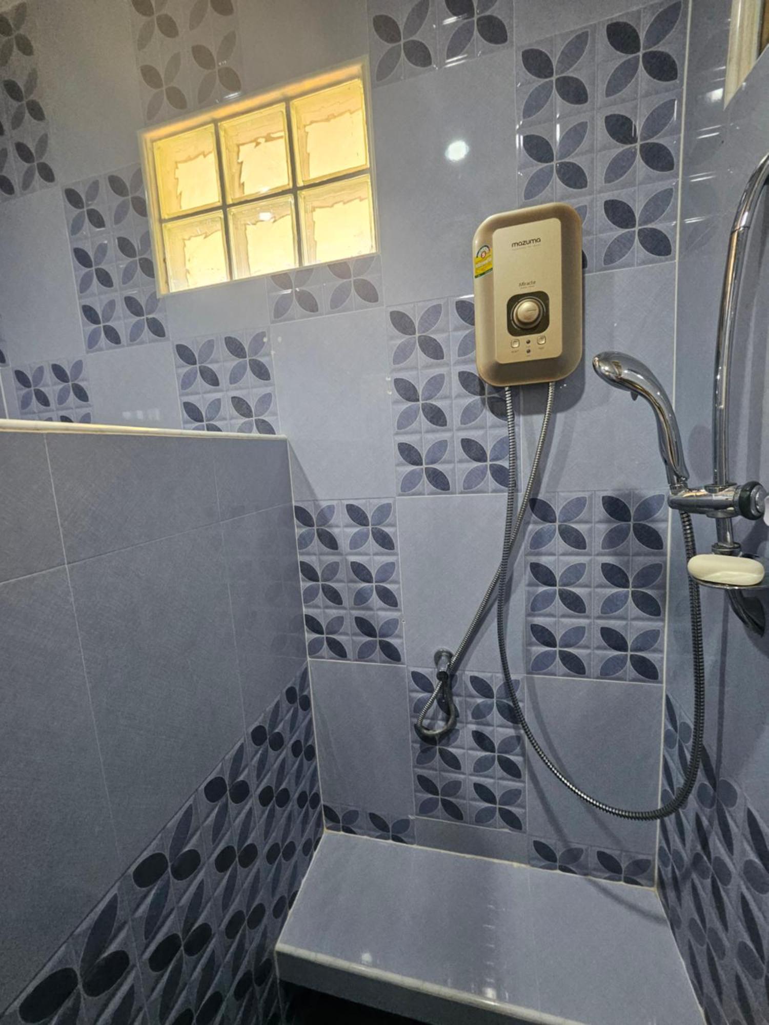 Khaoyaitriplefive Bed & Breakfast Ban Thung Sawang Bagian luar foto